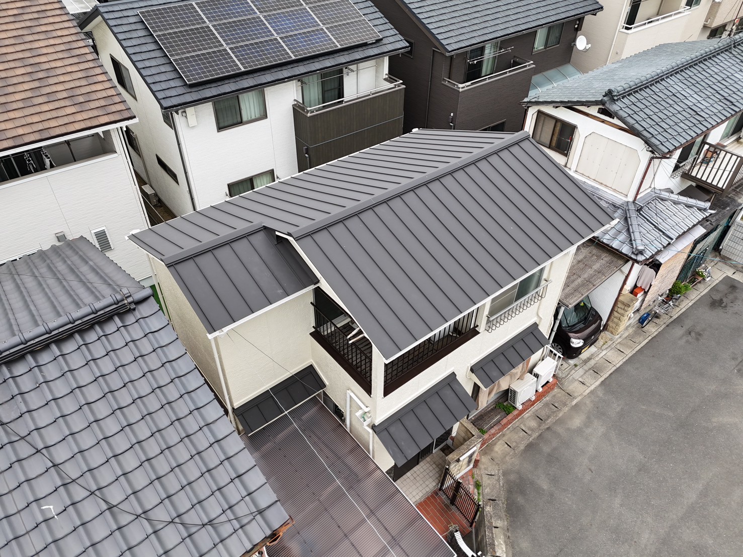 完工写真　立ハゼ葺き　SR330